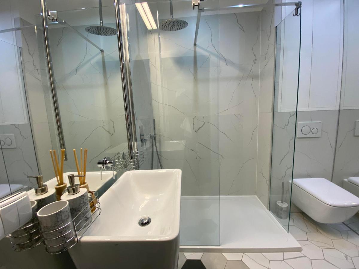 Maya'S Flats & Resorts 44 - 3 Rooms Apartment On Chlebnicka Street Gdansk Old Town מראה חיצוני תמונה